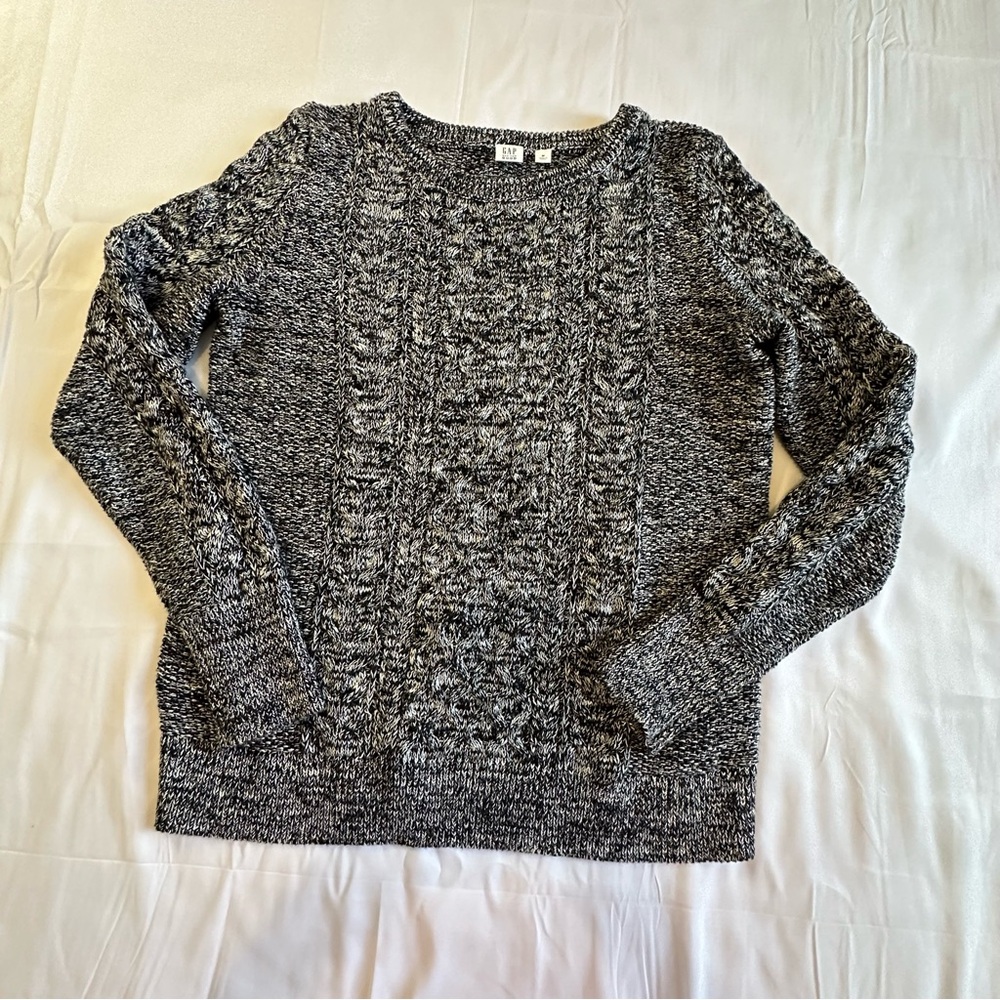 GAP Crew Neck Cable Knit Sweater in Marble